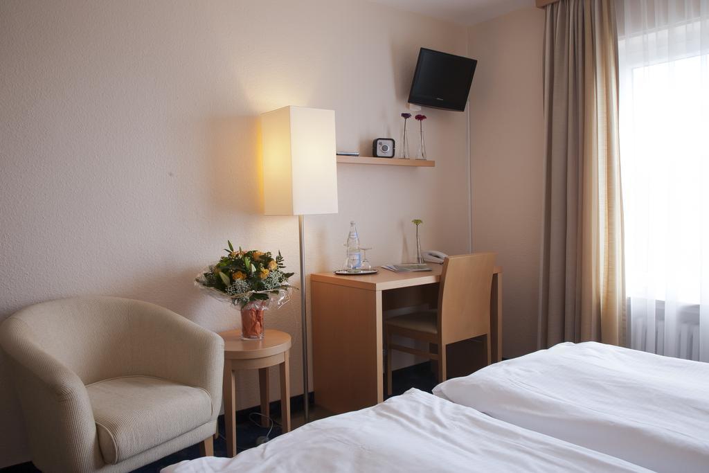 Hotel Oelen&Holgers Brasserie und Lounge Bad Bentheim Zimmer foto